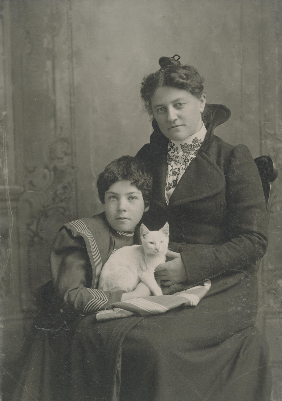 Dr. Milicent Shinn with 7 year old Ruth,  Shinn Historic Home and Arboretum, Fremont, CA 94536